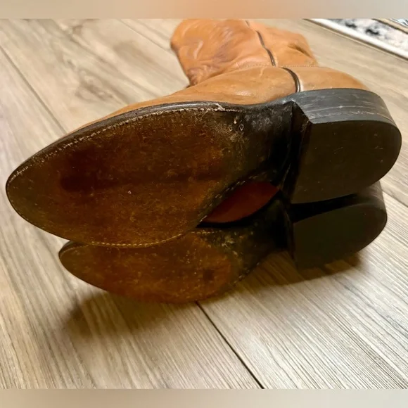 Lucchese Men's Brown Leather Cowboy Boots